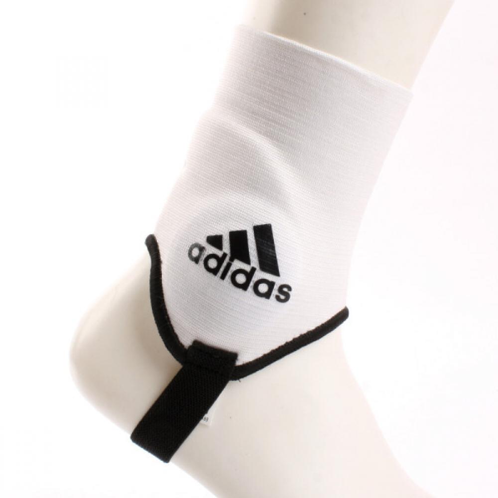 Adidas Футбольная защита голеностопа Защитная защита голеностопа 651879 Защита голеностопа